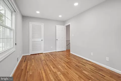 8302 Wickham Rd, Springfield, VA 22152 photo 14