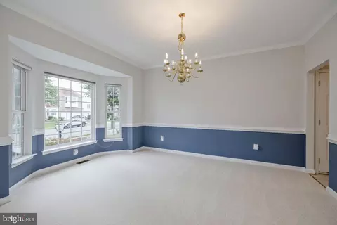 6090 Deer Ridge Trl, Springfield, VA 22150 photo 11