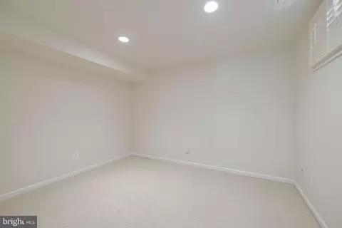 6090 Deer Ridge Trl, Springfield, VA 22150 photo 43