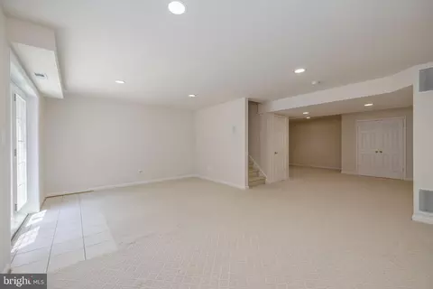 6090 Deer Ridge Trl, Springfield, VA 22150 photo 39