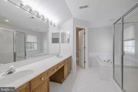 6090 Deer Ridge Trl, Springfield, VA 22150 photo 30