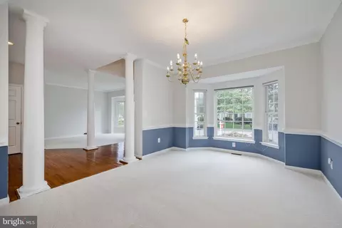 6090 Deer Ridge Trl, Springfield, VA 22150 photo 10