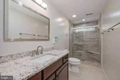 6090 Deer Ridge Trl, Springfield, VA 22150 photo 36