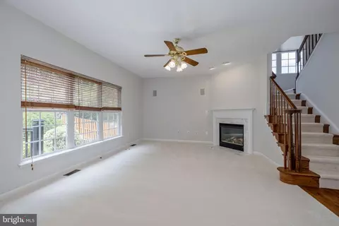 6090 Deer Ridge Trl, Springfield, VA 22150 photo 22