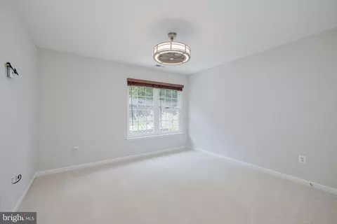 6090 Deer Ridge Trl, Springfield, VA 22150 photo 34