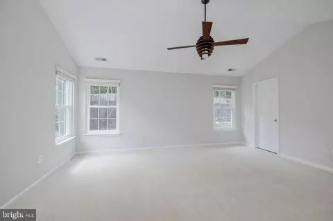 6090 Deer Ridge Trl, Springfield, VA 22150 photo 28