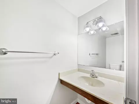 8991 Omega Ct, Springfield, VA 22152 photo 25