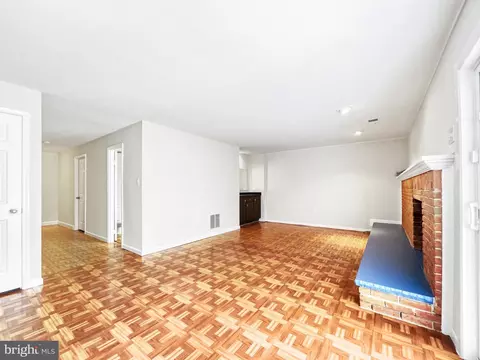 8991 Omega Ct, Springfield, VA 22152 photo 24