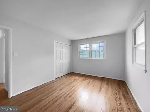 7413 Charlotte St, Springfield, VA 22150 photo 5