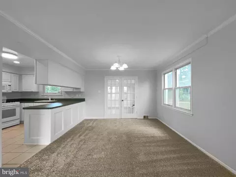 7413 Charlotte St, Springfield, VA 22150 photo 13
