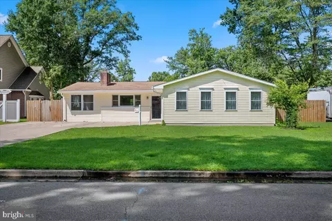 7818 Ashton St, Alexandria, VA 22309