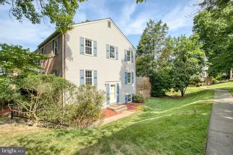 7743 Durer Ct, Springfield, VA 22153 photo 2