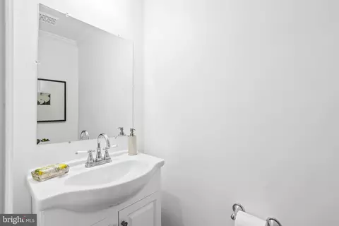7339 Eldorado St, Mclean, VA 22102 photo 15