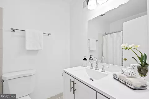 7339 Eldorado St, Mclean, VA 22102 photo 20
