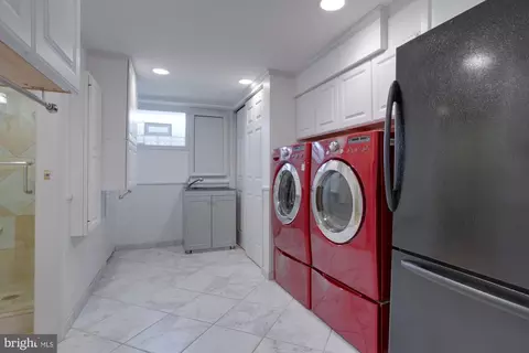 1014 Maple Ave E, Vienna, VA 22180 photo 50
