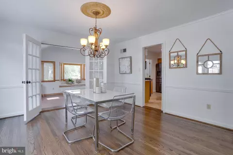 1014 Maple Ave E, Vienna, VA 22180 photo 16