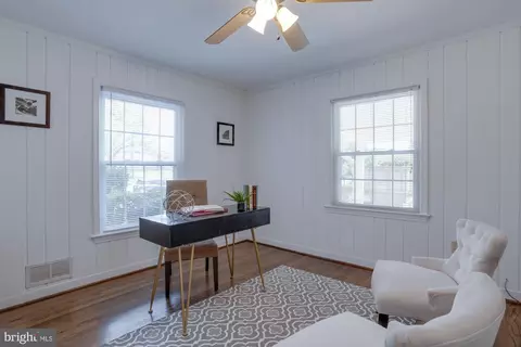 1014 Maple Ave E, Vienna, VA 22180 photo 22