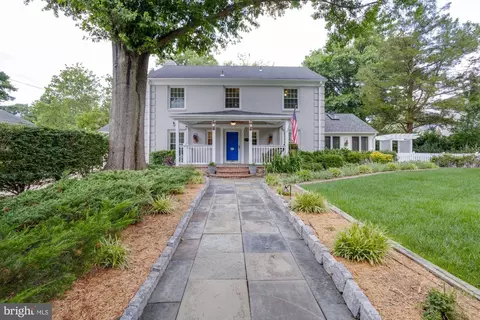 1014 Maple Ave E, Vienna, VA 22180 photo 8