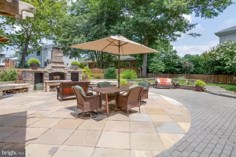 1014 Maple Ave E, Vienna, VA 22180 photo 70