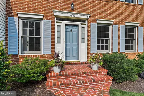 7852 Roundabout Way, Springfield, VA 22153 photo 5