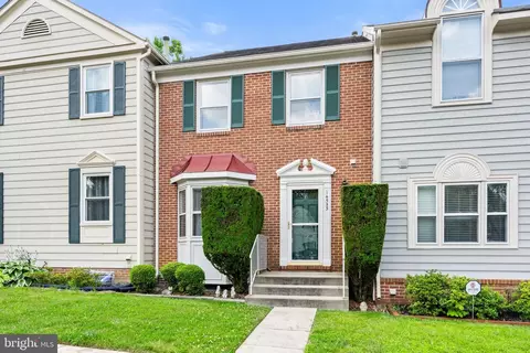 14553 Creek Branch Ct, Centreville, VA 20120