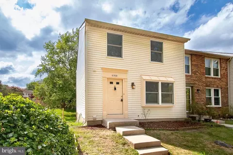 6360 Bonham Pl, Centreville, VA 20121