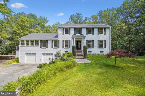 11636 Henderson Rd, Clifton, VA 20124