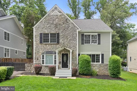 6604 Orland St, Falls Church, VA 22043