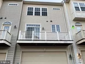 12035 Overbridge Ln, Fairfax, VA 22030