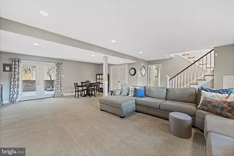 8106 Falstaff Rd, Mclean, VA 22102 photo 25