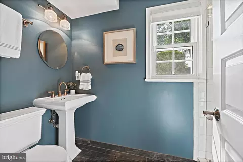 8106 Falstaff Rd, Mclean, VA 22102 photo 30