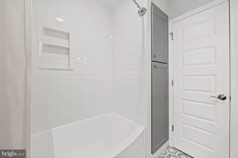 8106 Falstaff Rd, Mclean, VA 22102 photo 24