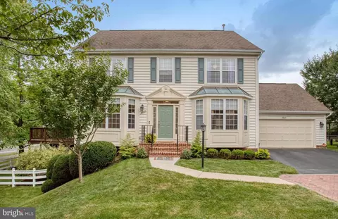 6347 Alderman Dr, Alexandria, VA 22315