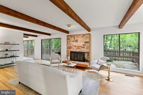 2103 Lirio Ct, Reston, VA 20191 photo 10