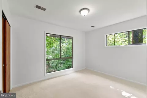 2103 Lirio Ct, Reston, VA 20191 photo 17