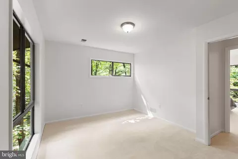 2103 Lirio Ct, Reston, VA 20191 photo 18