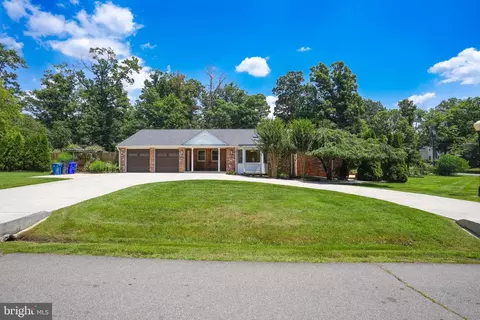 6434 Melia St, Springfield, VA 22150 photo 2