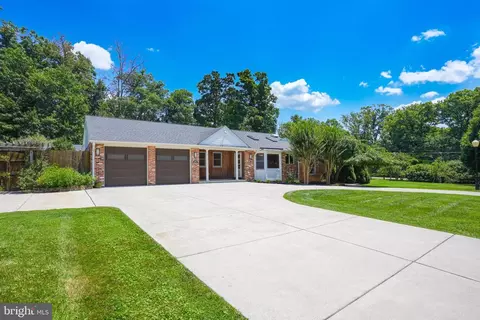 6434 Melia St, Springfield, VA 22150 photo 4