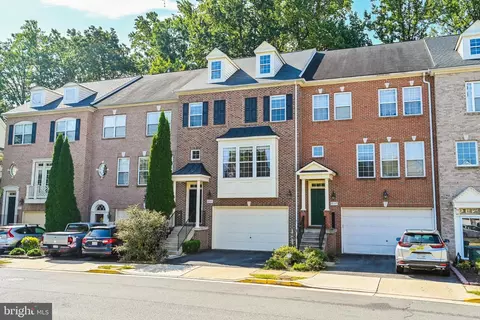 12163 Bridgend Run, Fairfax, VA 22030