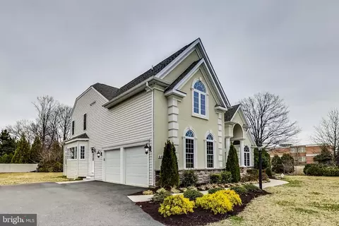6412 Franconia Rd, Springfield, VA 22150 photo 3