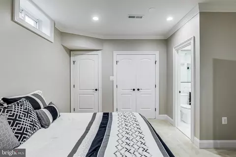 6412 Franconia Rd, Springfield, VA 22150 photo 65