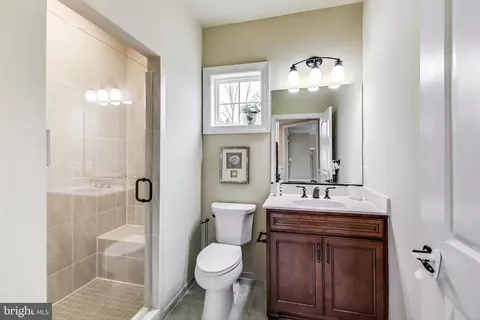 6412 Franconia Rd, Springfield, VA 22150 photo 26