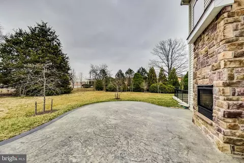6412 Franconia Rd, Springfield, VA 22150 photo 77