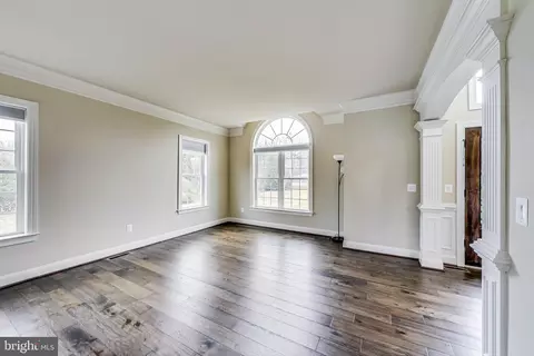 6412 Franconia Rd, Springfield, VA 22150 photo 10