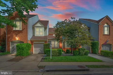 1812 Duffield Ln, Alexandria, VA 22307