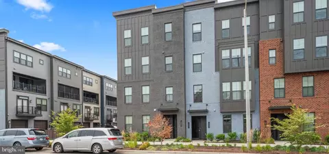 12882 Sunrise Ridge Aly #46, Herndon, VA 20171