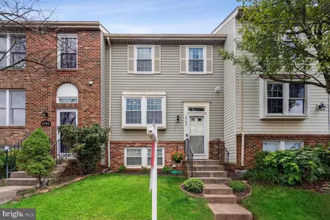 3742 Keefer Ct, Fairfax, VA 22033
