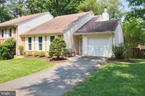 10048 Wood Sorrels Ln, Burke, VA 22015