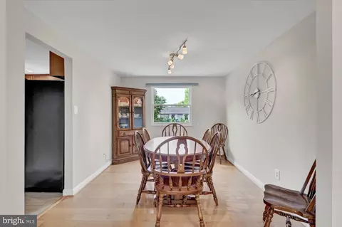 3032 Burchlawn St, Herndon, VA 20171 photo 10