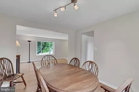 3032 Burchlawn St, Herndon, VA 20171 photo 12